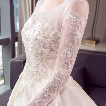 Wedding dress 2021 new bride wedding word shoulder long tail long sleeve princess dream thin and simple winter