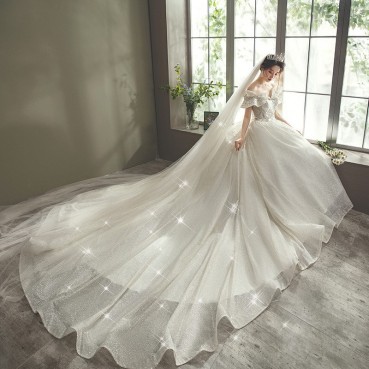 Sen series starry sky light wedding dress trailing 2021 new bride temperament French Hepburn, shoulder-to-shoulder