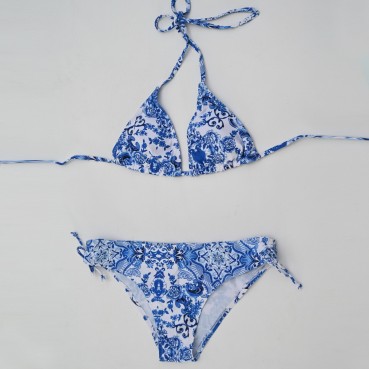 New European and American bikini sexy solid blue and white porcelain beach vacation split halterneck swimsuit