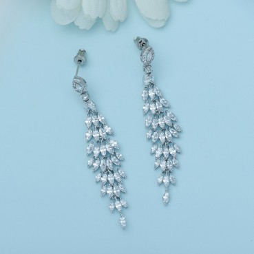 Super dazzling zircon tassel earrings femininity, electroplated platinum, simple and personalized long earrings