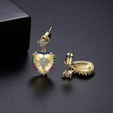 Boudoir temperament womens new gold-plated heart-shaped earrings Korean fashion simple earrings