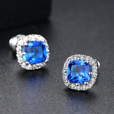 Simple Korean Fashion Zircon Inlaid Female Earrings Platinum Jewelry