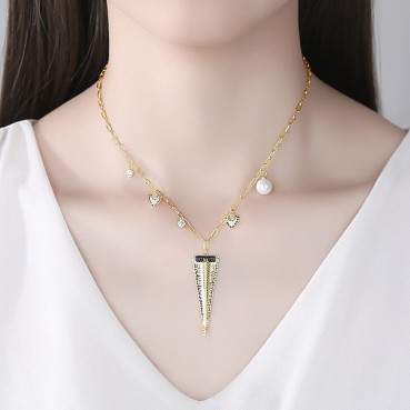 Gold-plated geometric feminine necklace, personalized Korean version of the new clavicle chain