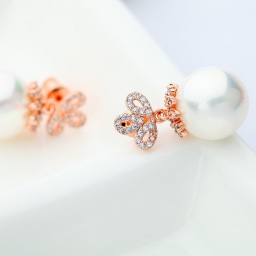 Love and graceful earrings Korean style popular AAA zircon shell bead earrings female factory wholesale