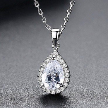 Amorous Temperament Korean AAA Zircon Pendant Jewelry Necklace Ladies Factory Wholesale