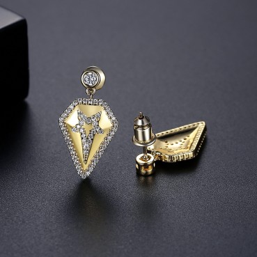 Zhongying new Korean style personalized earrings Dongdaemun fashion golden star earrings