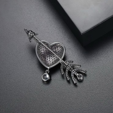 Picchute Arrow Brooch AAA Zircon New Korean Fashion Womens Heart-shaped Corsage Jacket Pin