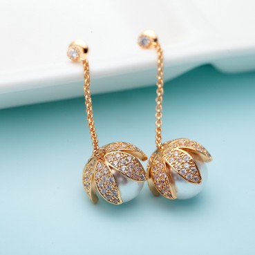 Earrings Korea Pearl Earrings Personality Fashion Earrings Copper Inlaid 3A Zircon Female Accessories