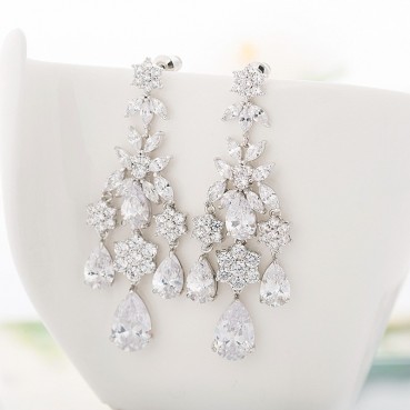 AAA Fashion and Beautiful Korean Zircon Earrings Prom Bride Accessories