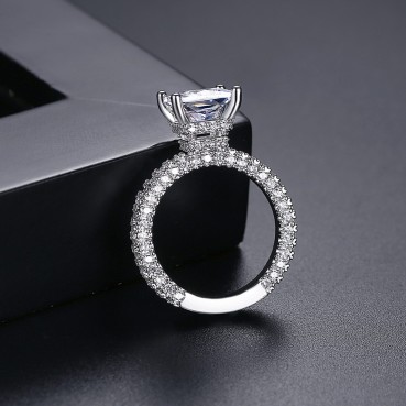 Ruonan diamond-shaped Korean fashion copper inlaid zircon ring female simple ring