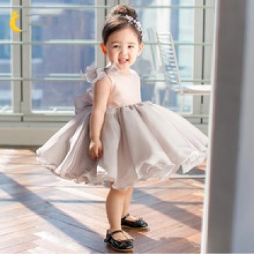 Children dress princess dress fluffy yarn little flower girl piano costume girl white baby girl one-year-old dress