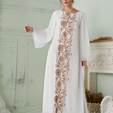 White high-density pearl chiffon embroidered robe dress Middle East Dubai holiday travel long dress