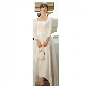 Traveling light wedding 2021 new bride Search super fairy-style simple dress temperament satin winter outlet yarn