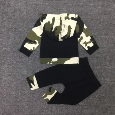 Explosion model INS Spring and Autumn Childrens Wear New Childrens Bag Camouflage Hatshirt Long Sleeve Set