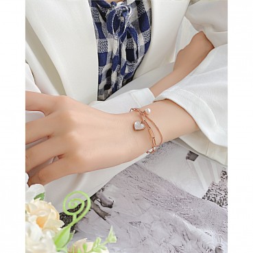 Jewelry net red niche design cold wind personality double -layer temperament wild peach heart pearl stainless steel bracelet