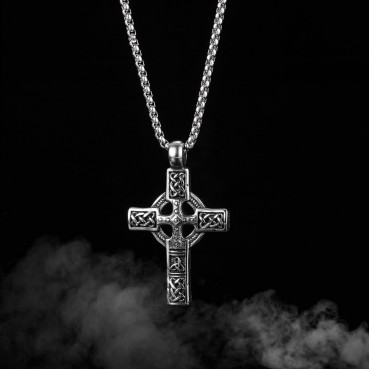 Jewelry source retro niche design cross pendant hip -hop street stainless steel necklace men