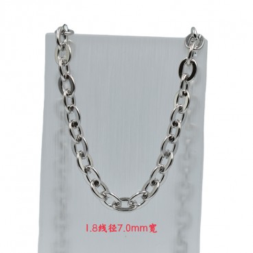 304 stainless steel flat cross chain hammer flat round cross chain women's collarbone chain men's hip-hop chain simple welded steel decoration