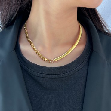 Simple temperament, female original design, niche flat snake bone splicing, six sided grinding necklace, collarbone chain, 2023 new trend