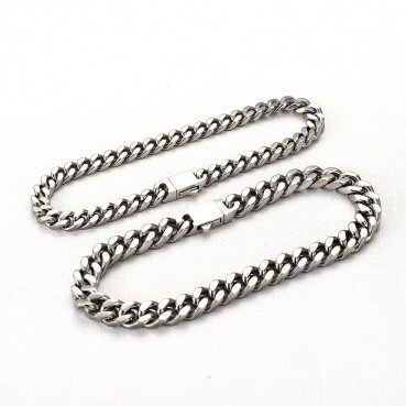 European and American minimalist titanium steel encrypted four sided ground chain men's and women's necklace hip-hop stainless steel Cuban chain men's and women's Cuban chain