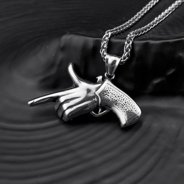 Vintage Titanium Pistol Gesture Pendant Necklace Stainless Steel Pistol Accessories Necklace Polishing Craftsmanship Necklace